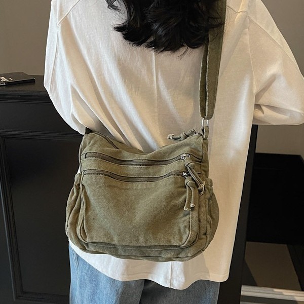 This year, the new spring fashion fabric bag and single-shoulder bag for casual women in 2025 are popular, as well as the crossbody bag for commuting to school details Picture