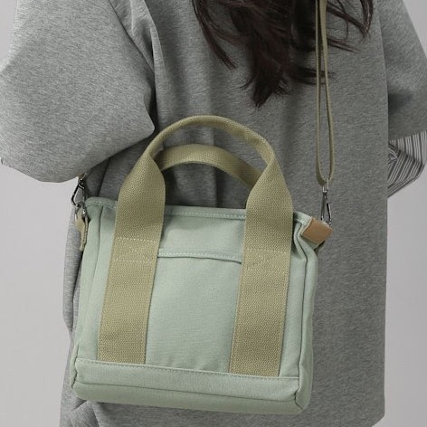 Solid-color canvas trendy and individualistic daily commuting small bag, eye-catching simple women's bag, single-shoulder bag, crossbody handbag full figure