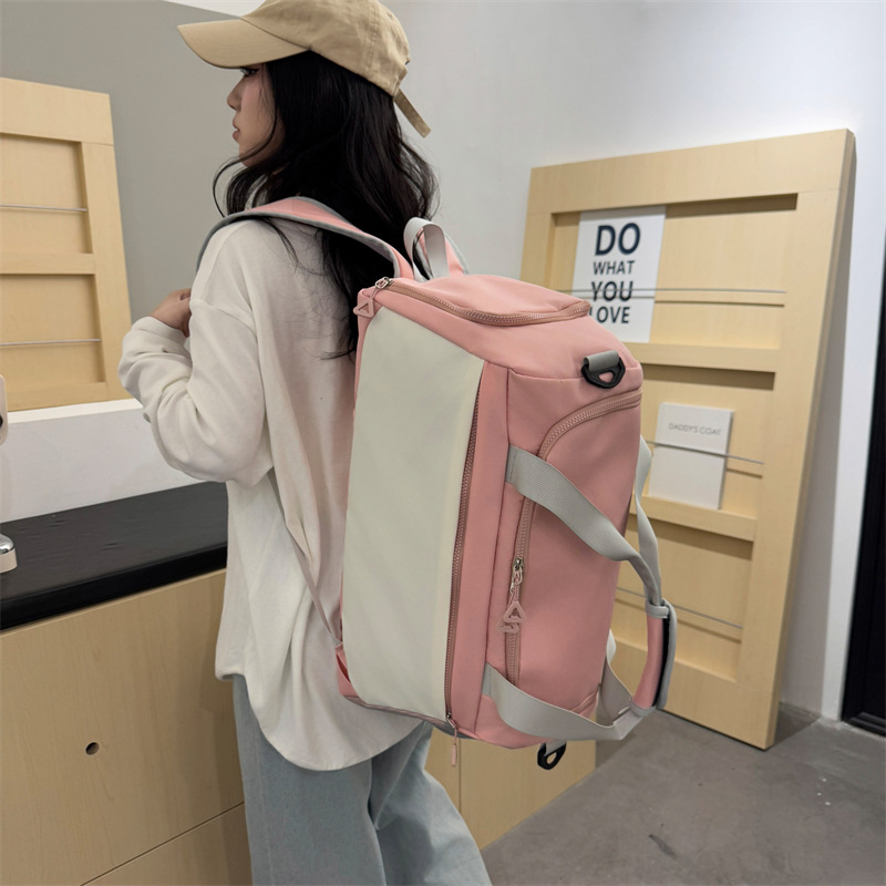 The new multi-functional handbag, a dry-wet separation fitness bag, a large-capacity double-shoulder storage bag and a travel bag can be printed with logos Specification drawing