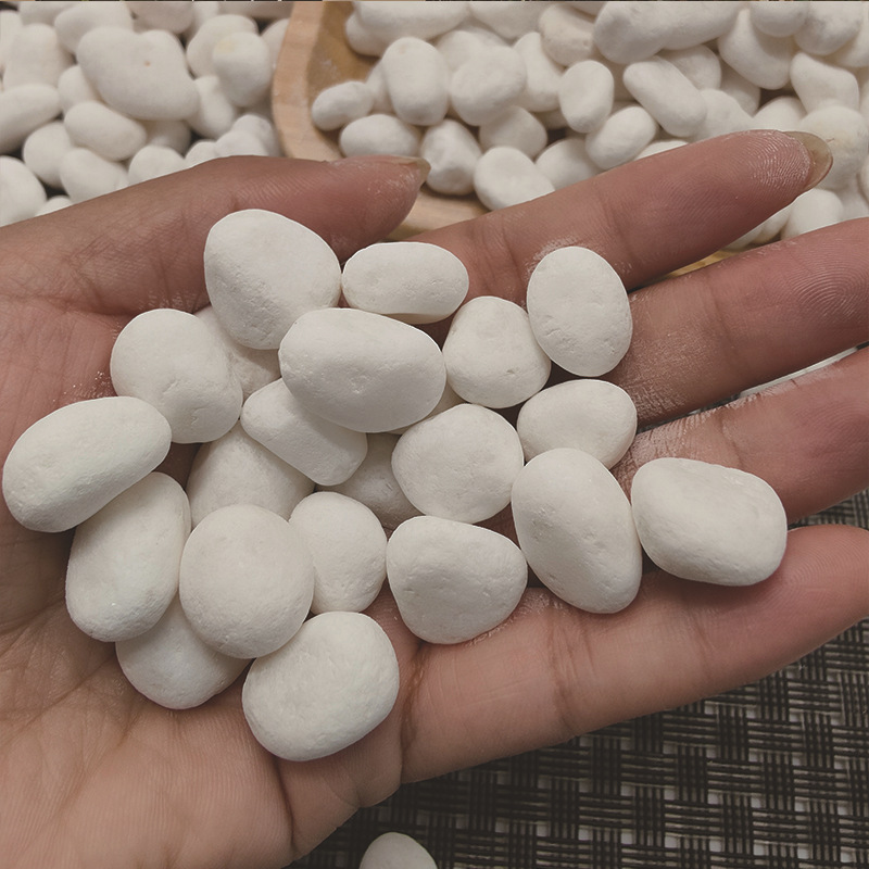 Pebbles, white pebbles, crushed stones, garden paving, courtyard decoration, white pebbles, dry landscape landscaping, white gravel Application Scenario