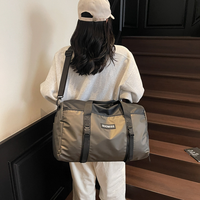 Large-capacity short-distance travel backpack, dry and wet separation hand-held fitness bag, sports crossbody bag, independent shoe compartment yoga bag details Picture