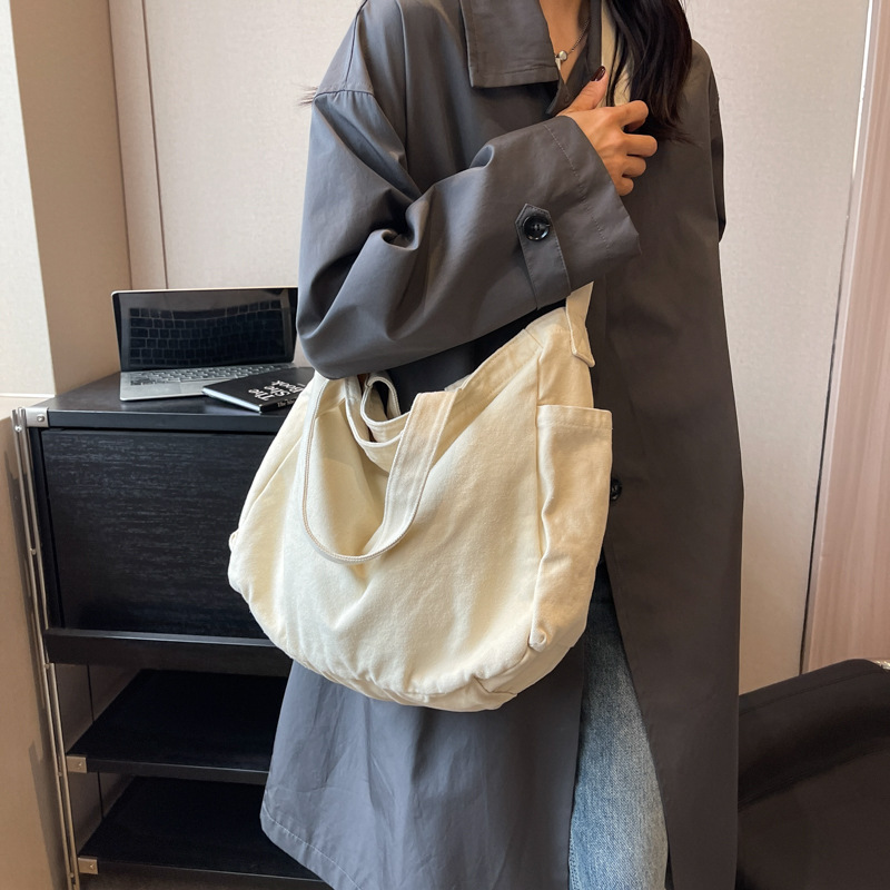 Washed canvas crossbody bag for men, Japanese streetwear brand, large-capacity single-shoulder bag, casual solid color, student fashion, postman bag for women full figure