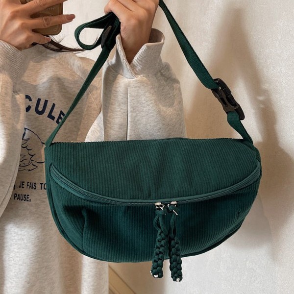 New corduroy versatile dumpling bag for autumn and winter, fashionable and casual underarm bag, practical small bag for going out, single-shoulder crossbody bag details Picture
