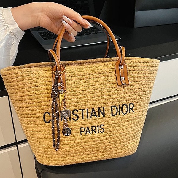 Cross-border 2025 Spring/Summer New high-end, fashionable and versatile single-shoulder bag, women's large-capacity straw woven bag, tote bag details Picture