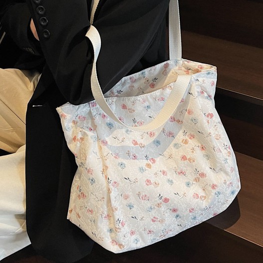 Cross-border floral print fabric bag for women 2025 New style, fashionable and versatile shoulder bag, large-capacity commuter tote bag for women full figure