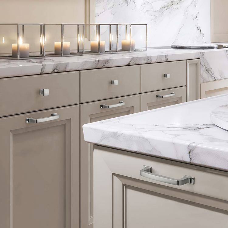 American high-end premium bright chrome silver modern simple and individual drawer and cabinet handles, cabinet door handles nickel brushed Application Scenario