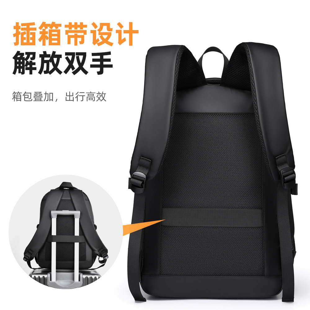 Men's business casual backpack, large-capacity high-end laptop bag, simple water-resistant travel bag Application Scenario