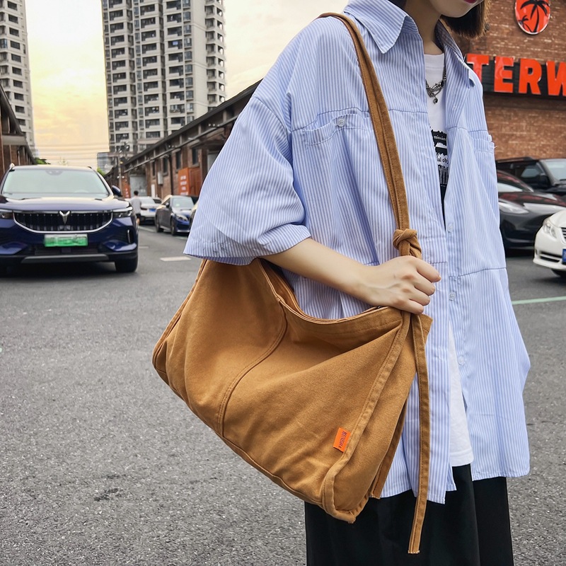 Crossbody bag, Korean-style casual washed canvas bag for women, Spring 2023 new postman bag, tote bag for college students' classes full figure