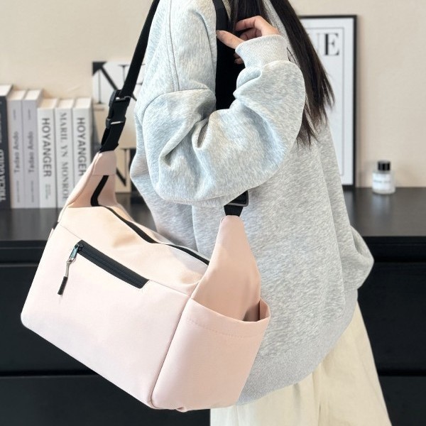 American trendy casual crossbody bag for women 2025 new summer large-capacity waterproof nylon contrasting color single-shoulder dumpling bag full figure