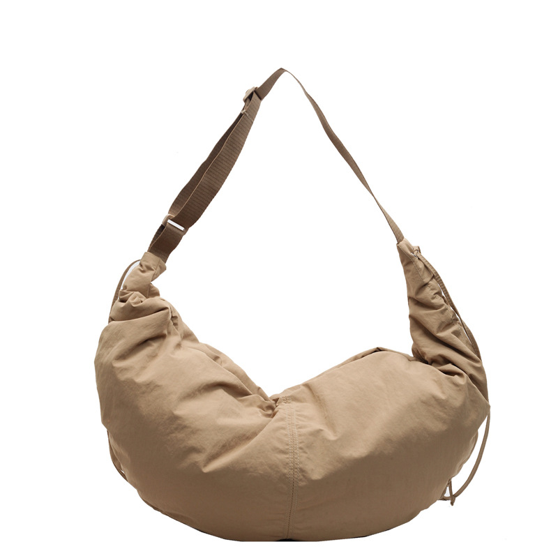 New crossbody horn bag, wandering bag, large-capacity drawstring dumpling bag, workwear crossbody bag, crescent bag, student class bag Item Picture