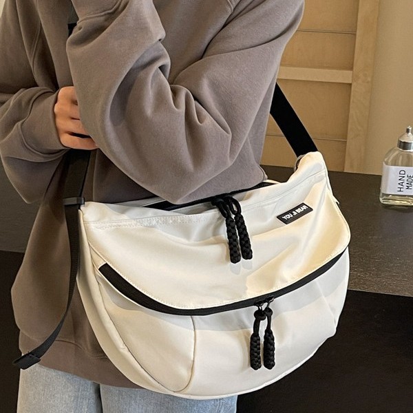 Trendy and casual Dumpling Bag 2024 Autumn/Winter New stylish large-capacity single-shoulder crossbody bag suitable for both men and women with a crescent shape Specification drawing