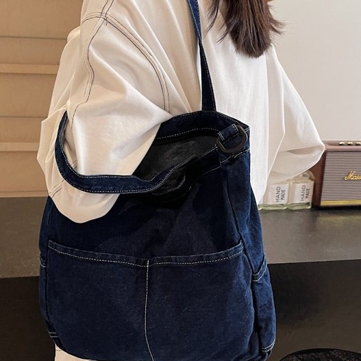 Artistic denim bag for women, large-capacity crossbody bag for women, new Korean version, simple student single-shoulder tote bag for women Item Picture