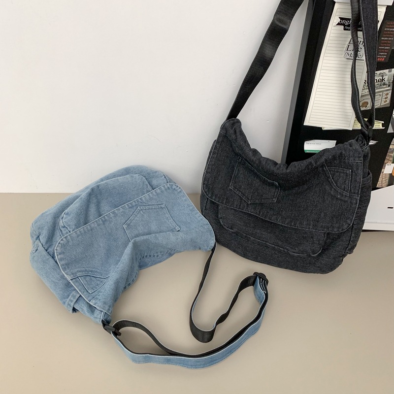 Japanese-style denim single-shoulder bag for women, ins casual women's bag, large-capacity crossbody bag, art college student class bag for women Specification drawing
