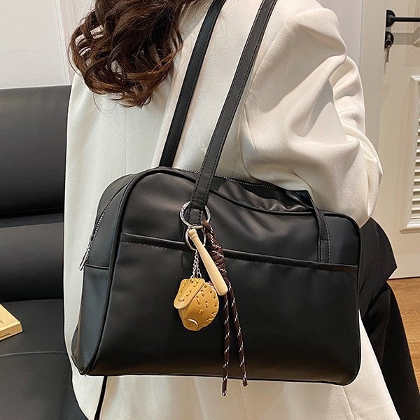 High-quality commuting large-capacity tote bag for women 2024 new autumn and winter trend single-shoulder bag, hand-held Boston bag full figure