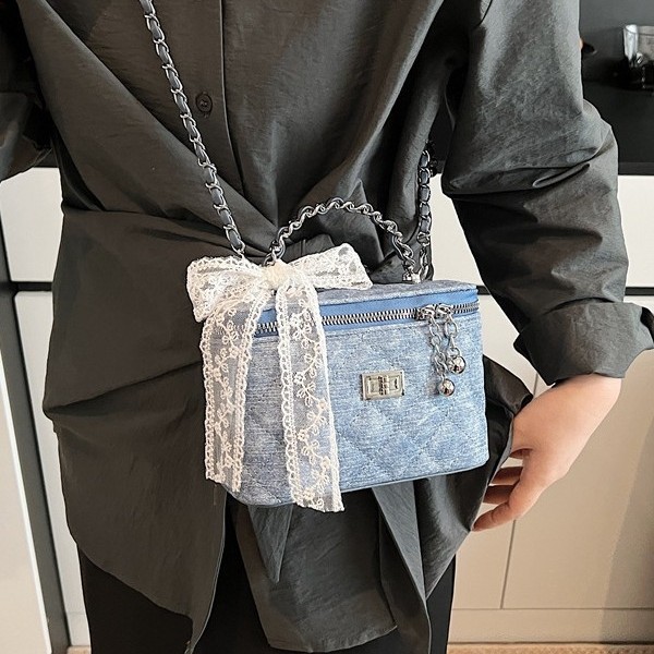 Designed denim chanel-style box bow 2025 new embroidered thread diamond chain handbag, single-shoulder crossbody bag Specification drawing