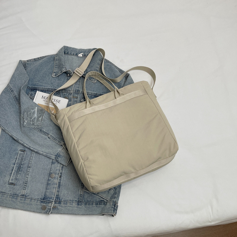 Casual large-capacity bag for women, 2024 new laid-back style single-shoulder crossbody bag, college student commuting tote bag Specification drawing
