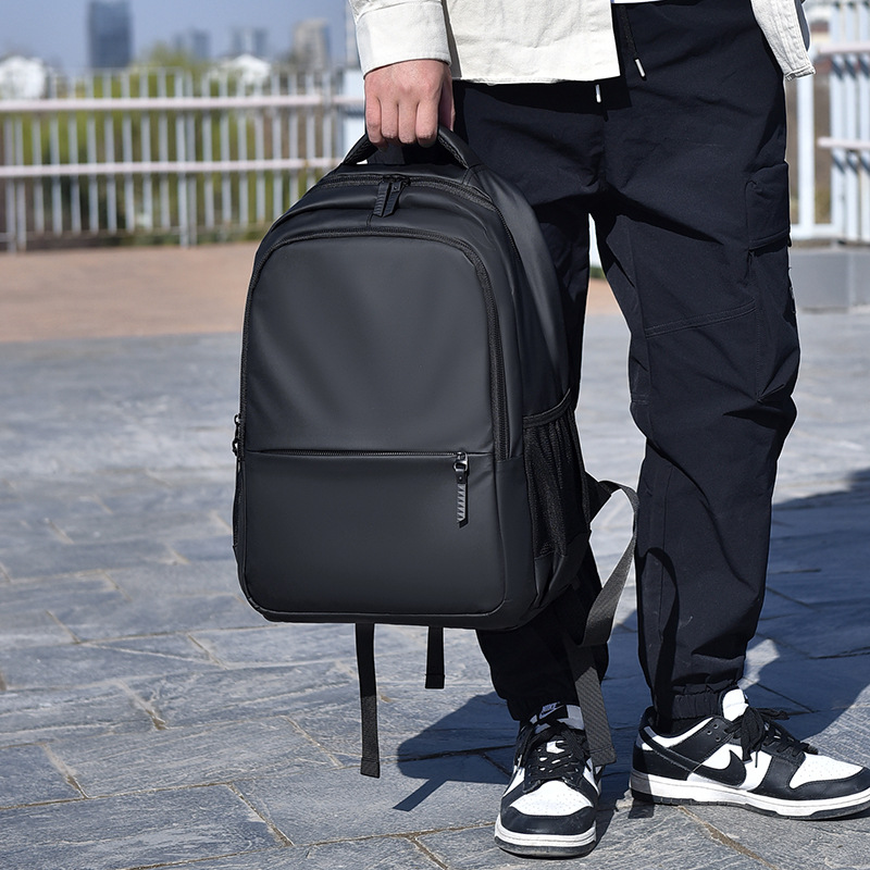 Cross-border new large-capacity, simple men's backpack, casual travel backpack, laptop package and outsourcing details Picture