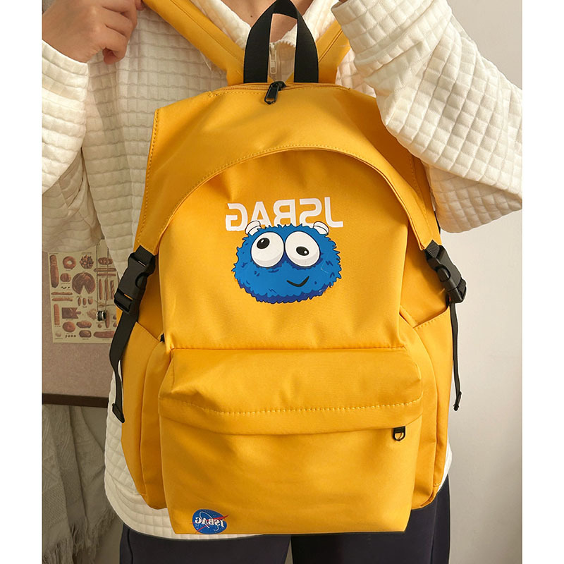 Cross-border backpack for girls, junior high school and senior high school students, fashionable and casual large-capacity backpack for boys, lightweight shoulder bag Application Scenario