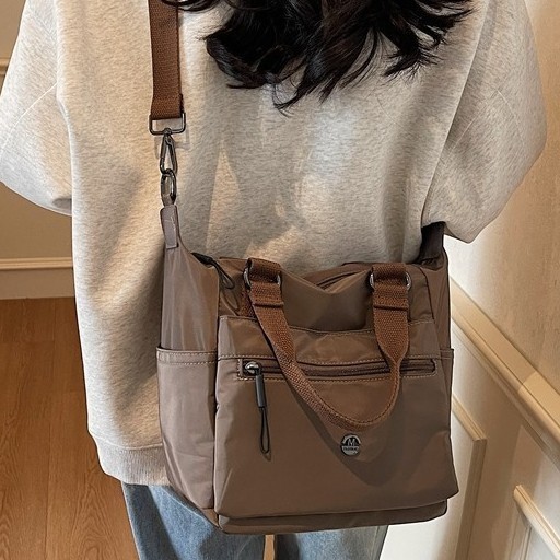 New Tote bag, large-capacity single-shoulder bag, 2025 village new multi-layer practical handbag, lightweight crossbody bag Specification drawing