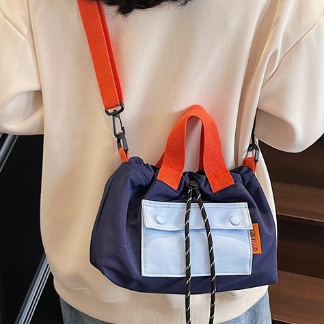 Bag Girl 2025 New Spring Fashion, stylish, casual, simple and fashionable single-shoulder bag, handbag, Korean version crossbody bag full figure