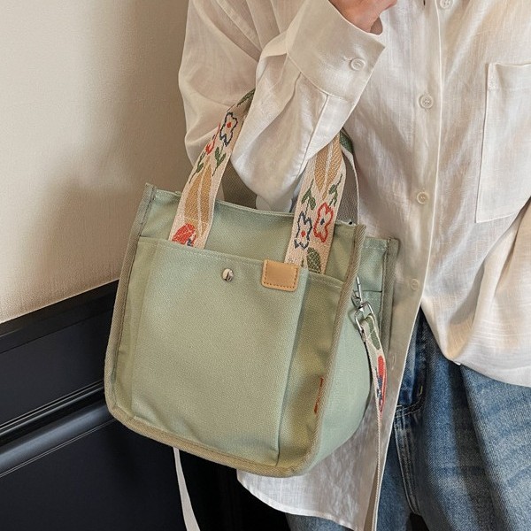 Large-capacity cross-border canvas letter handbag for women, 2025 new style, trendy, lightweight, simple and versatile crossbody bag for commuting Specification drawing