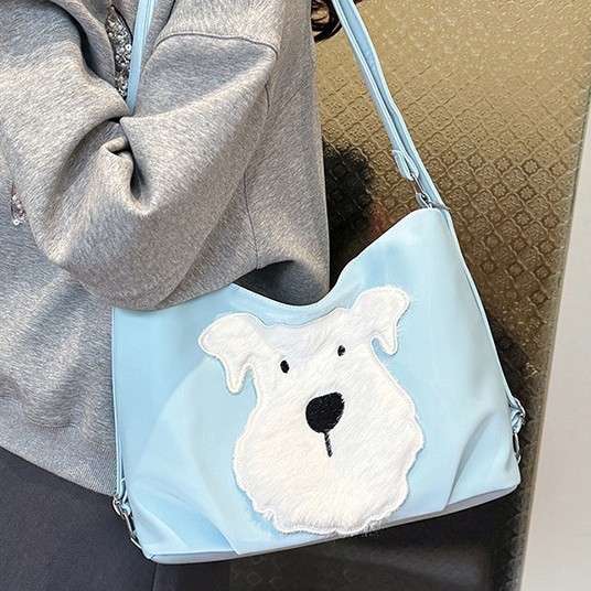 Casual Bear ins underarm small bag, simple backpack, school-style commuter shoulder bag, tote bag, Korean version single-shoulder bag full figure