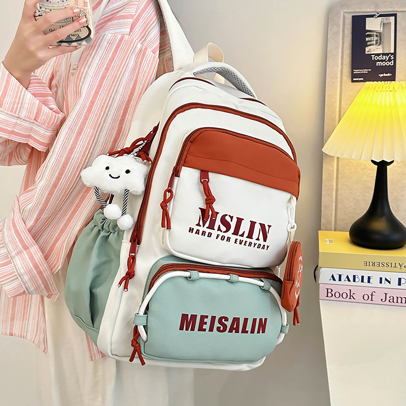 American retro color-blocking schoolbag, Korean version for girls, large capacity backpack for high school students, versatile travel backpack for junior high school students full figure