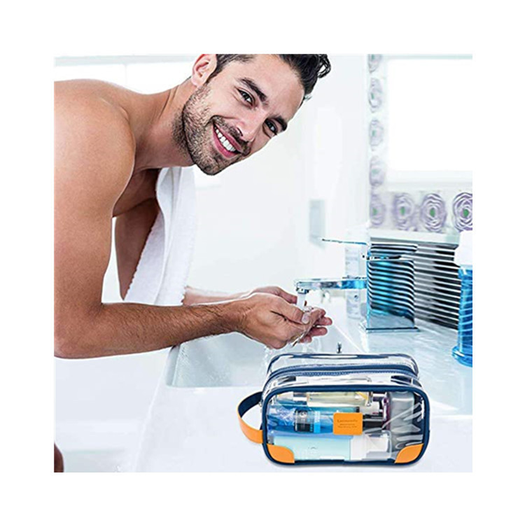 In 2022, Amazon's new PVC transparent travel bags, toiletries and makeup bags are processed and customized in accordance with aviation requirements Application Scenario