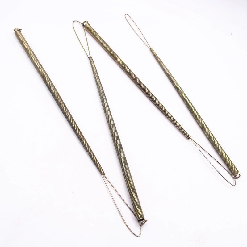 38cm tension spring automatic pulling screen door spring, household spring stretching door closing spring, windproof door closing device Application Scenario