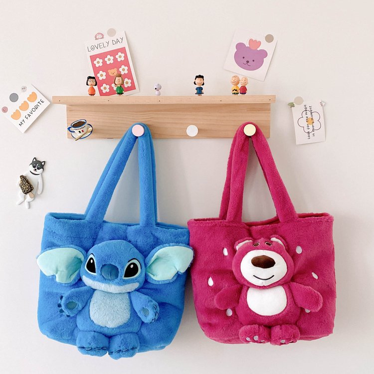 2023 Winter New large-capacity cute Pineapple Winnie Sweet girl single-shoulder bag, street versatile plush girls' bag Specification drawing