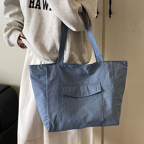 Large-capacity casual zipper fabric bag, new Spring/Summer 2024 lightweight single-shoulder bag, simple tote crossbody bag full figure