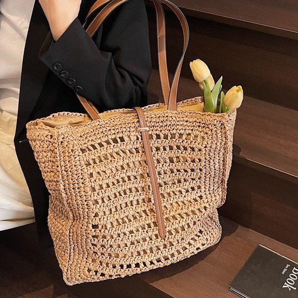 Artistic large-capacity single-shoulder cotton thread woven bag, 2025 new style hollowed-out commuter tote bag, beach vacation bag full figure