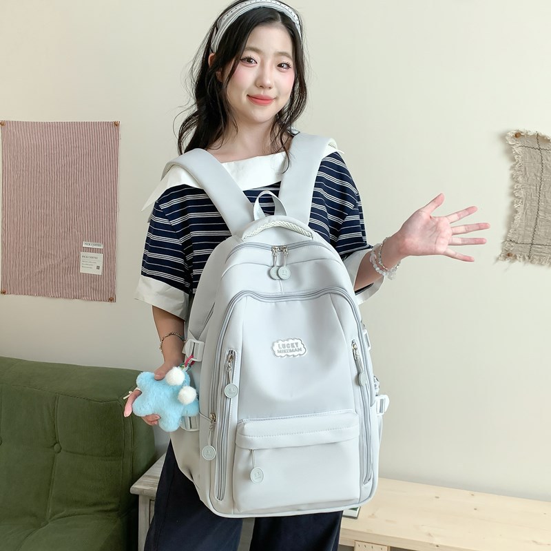 A new, simple backpack for girls, suitable for college students, high school students, and junior high school students, with a large capacity details Picture