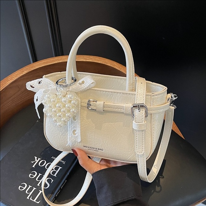 High-end handbag 2025 Summer new Korean style women's bag, versatile shoulder bag, fashionable small square bag design crossbody bag full figure