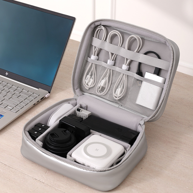 New Starlight Digital Bag, data cable storage bag, earphone power bank storage bag, travel large-capacity storage bag Specification drawing