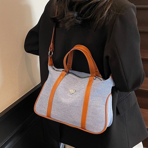 Casual handbag for women, Spring/Summer 2025 new crossbody bag, simple, trendy and fashionable single-shoulder bag for commuting full figure
