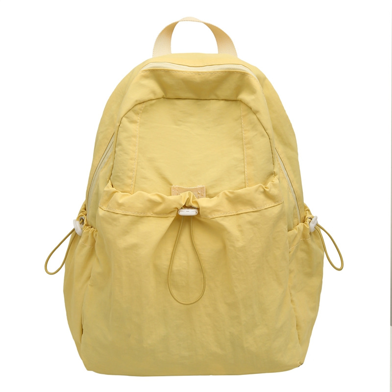 Nylon fabric backpack 2025 Summer New lightweight street trend men's and women's casual large-capacity travel bag Item Picture