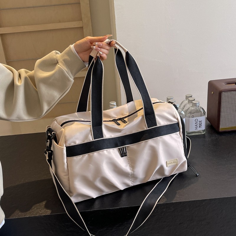 Trendy, lightweight yoga and swimming training bags, men's and women's outdoor hand-held sports and fitness bags, business trip and short travel bags full figure
