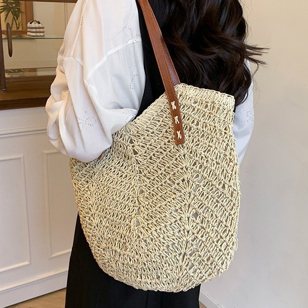 French bestseller, niche, laid-back, artistic, lightweight straw woven tote bag, casual and versatile, vacation single-shoulder beach bag for women full figure