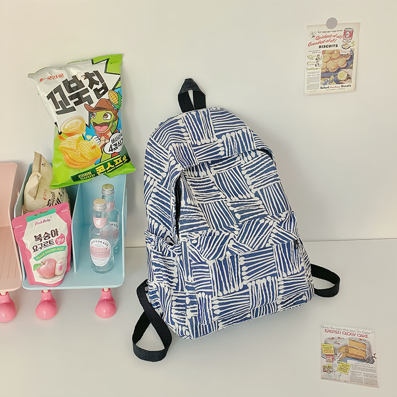 Travel backpack, student schoolbag, striped campus new backpack, niche casual travel, large capacity, trendy color contrast details Picture