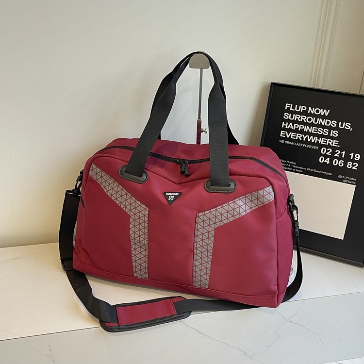 Simple dry-wet separation casual short travel bag, large-capacity lightweight single-shoulder crossbody bag, sports and fitness handbag Specification drawing