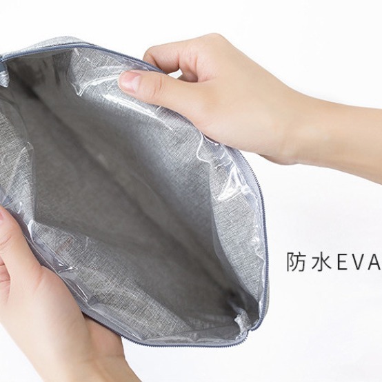 Cationic travel storage bag set, storage bag, suitcase, clothes organization bag, portable underwear, shoe sorting bag Application Scenario