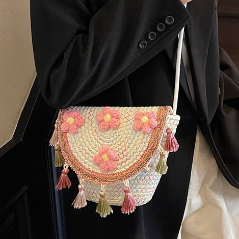 A new women's hand-woven bag with a ethnic style, fashionable and niche, beach vacation single-shoulder crossbody bucket bag Specification drawing
