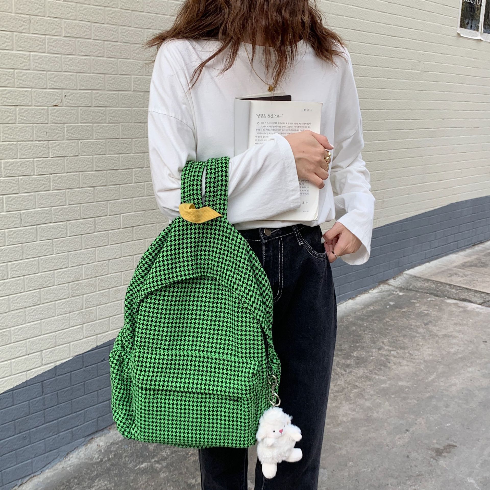 19202 Dark green small checkered woolen backpack, Korean-style checkerboard backpack, large-capacity female student schoolbag full figure