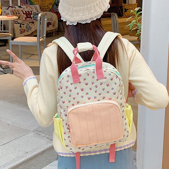 New women's color-blocked small backpack, dopamine cute strawberry small travel backpack, high appearance level backpack full figure