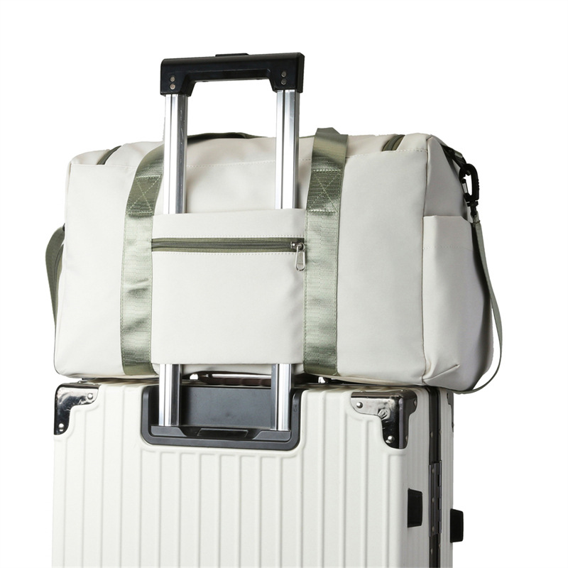 Travel bag for women, large-capacity portable, lightweight and waterproof luggage bag, short-distance business trip and travel boarding bag, maternity storage bag Application Scenario