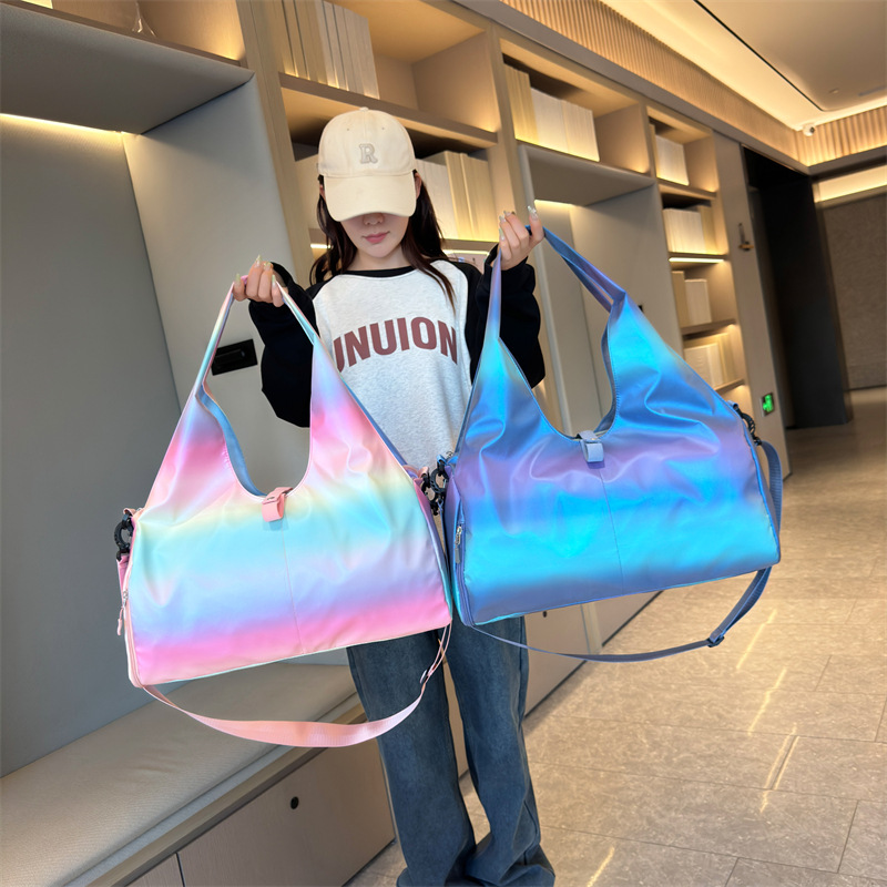 Trendy and colorful travel bag, fashionable fitness and yoga bag, large-capacity simple hand-held bag with shoulder storage details Picture