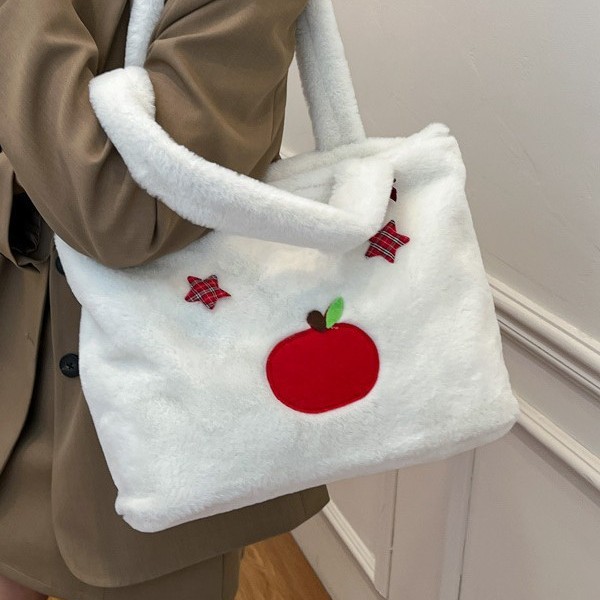 Fashionable Internet celebrity fresh and sweet cartoon pain bag, versatile Japanese anime single-shoulder bag, black ins double-sided single-shoulder bag Application Scenario