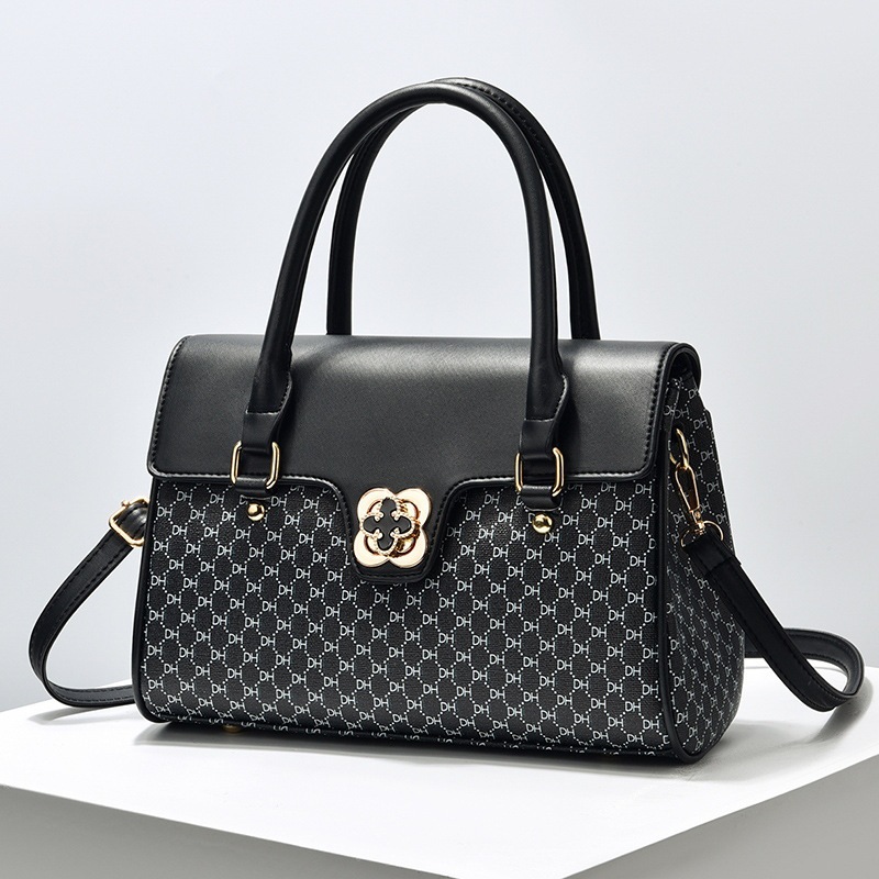 A new 2024 trendy summer handbag for women, a grand single-shoulder crossbody bag for middle-aged ladies to give to their mothers Specification drawing