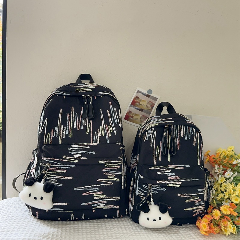 Cross-border schoolbag for girls, a new fashionable and high-appearance-level backpack for junior and senior high school students, a niche casual campus bag for girls Specification drawing